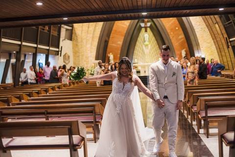 As melhores ideias e inspirações criativas de fotos de casamento na Igreja Paróquia Nossa Senhora de Lourdes '