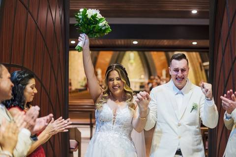 As melhores ideias e inspirações criativas de fotos de casamento na Igreja Paróquia Nossa Senhora de Lourdes '