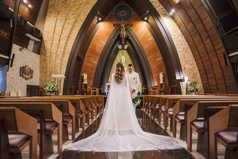 As melhores ideias e inspirações criativas de fotos de casamento na Igreja Paróquia Nossa Senhora de Lourdes '