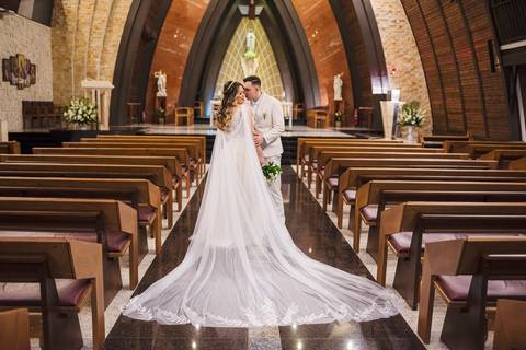 As melhores ideias e inspirações criativas de fotos de casamento na Igreja Paróquia Nossa Senhora de Lourdes '