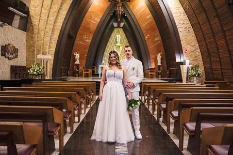 As melhores ideias e inspirações criativas de fotos de casamento na Igreja Paróquia Nossa Senhora de Lourdes '