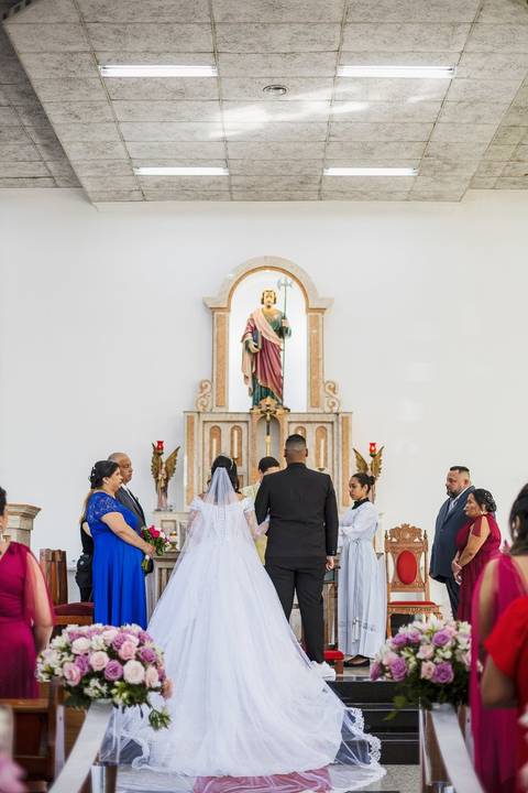 As melhores ideias e inspirações criativas de fotos de casamento na Paróquia São Judas Tadeu'