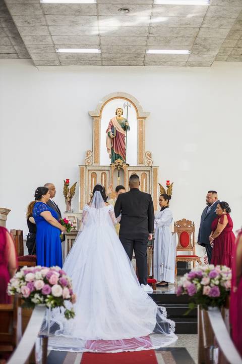 As melhores ideias e inspirações criativas de fotos de casamento na Paróquia São Judas Tadeu'