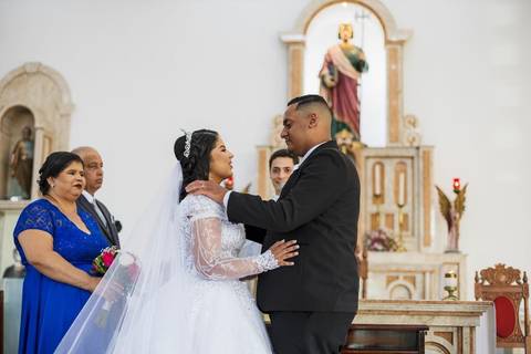 As melhores ideias e inspirações criativas de fotos de casamento na Paróquia São Judas Tadeu'