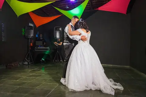 As melhores ideias e inspirações criativas de fotos de casamento no Espaço Maranata'
