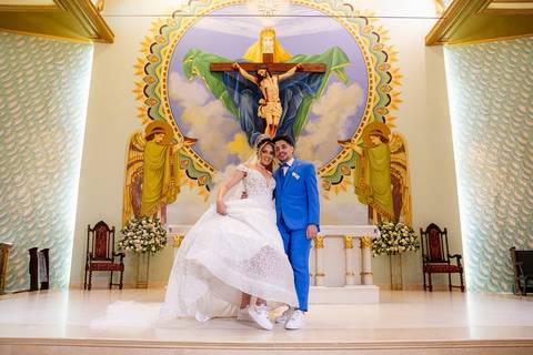 As melhores ideias e inspirações criativas de fotos de casamento na Paroquia Santíssima Trindade'
