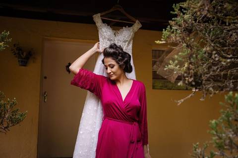 As melhores ideias e inspirações criativas de fotos de casamento do making of da noiva no espaço Carpe Diem'