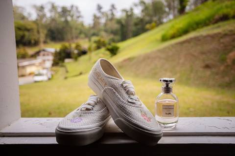 As melhores ideias e inspirações criativas de fotos de casamento do making of da noiva no espaço Carpe Diem'