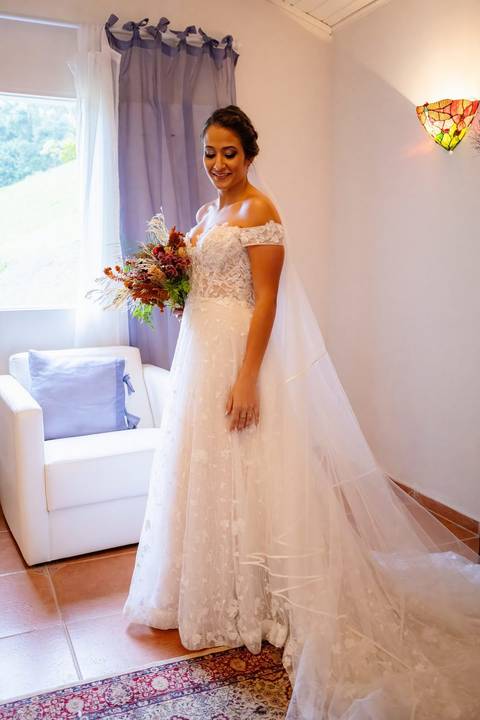 As melhores ideias e inspirações criativas de fotos de casamento do making of da noiva no espaço Carpe Diem'