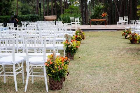 As melhores ideias e inspirações criativas de fotos de casamento da decoração da cerimônia no espaço Carpe Diem'
