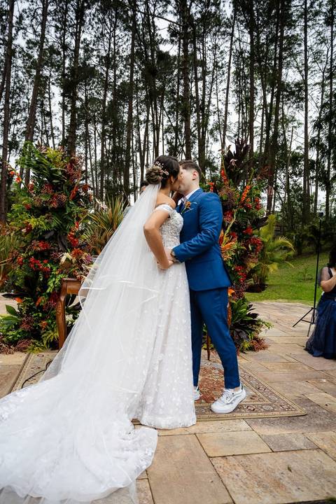 As melhores ideias e inspirações criativas de fotos de casamento dos noivos na cerimônia no espaço Carpe Diem'