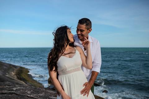 As melhores ideias e inspirações de fotos criativas para ensaio pré wedding na praia do Guarujá Praia das Conchas e Perequê'