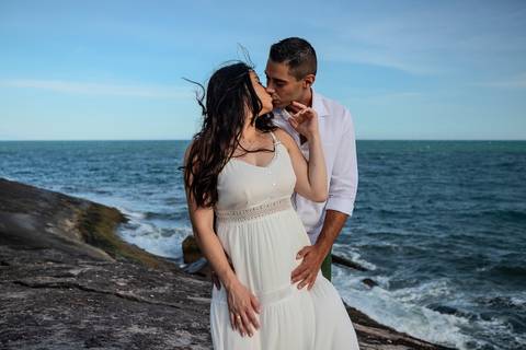 As melhores ideias e inspirações de fotos criativas para ensaio pré wedding na praia do Guarujá Praia das Conchas e Perequê'