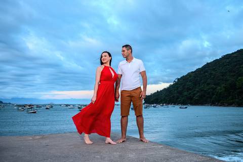 As melhores ideias e inspirações de fotos criativas para ensaio pré wedding na praia do Guarujá Praia das Conchas e Perequê'