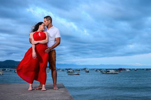 As melhores ideias e inspirações de fotos criativas para ensaio pré wedding na praia do Guarujá Praia das Conchas e Perequê'