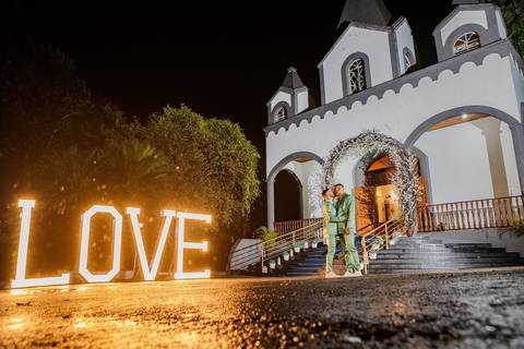 As melhores ideias e inspirações criativas de fotos de casamento no Espaço La Capela'
