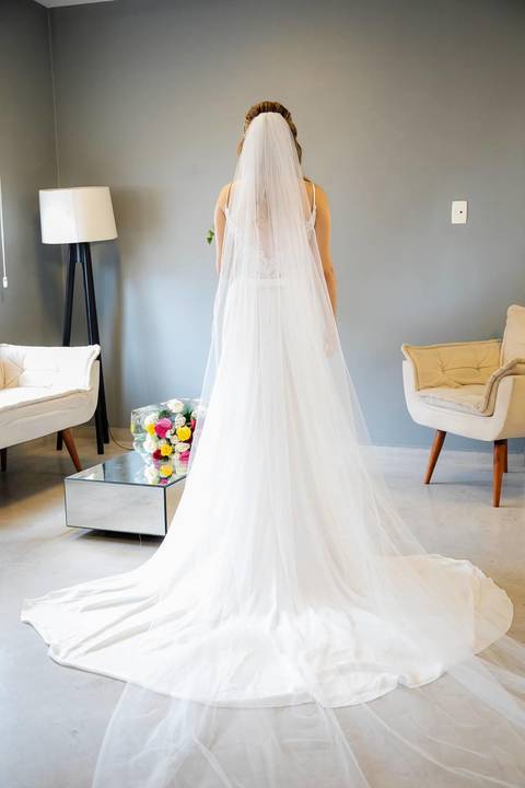 As melhores ideias e inspirações criativas de fotos de casamento do making of da noiva no Espaço Vitta Eventos'