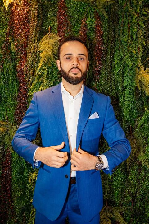 As melhores ideias e inspirações criativas de fotos de casamento do making of do noivo no Espaço Vitta Eventos'