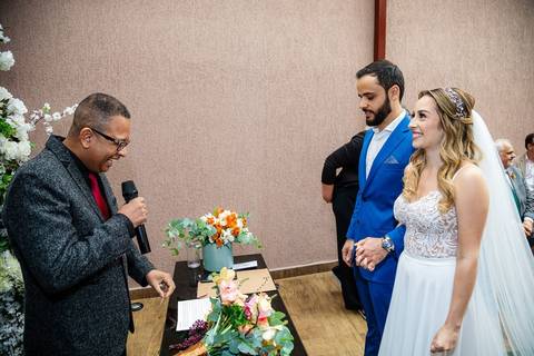 As melhores ideias e inspirações criativas de fotos de casamento da do momento da cerimônia no Espaço Vitta Eventos'