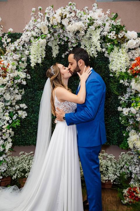 As melhores ideias e inspirações criativas de fotos de casamento da dos noivos no Espaço Vitta Eventos'