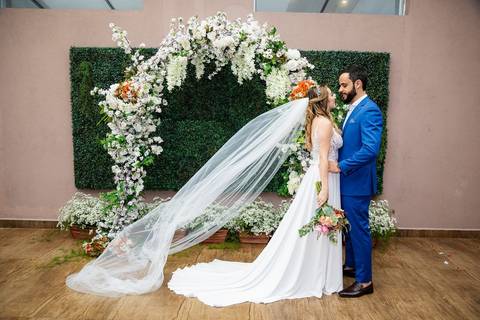 As melhores ideias e inspirações criativas de fotos de casamento da dos noivos no Espaço Vitta Eventos'