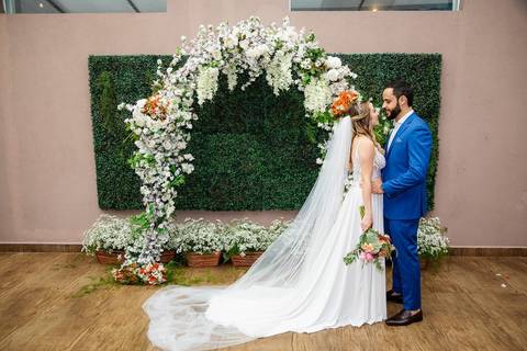 As melhores ideias e inspirações criativas de fotos de casamento da dos noivos no Espaço Vitta Eventos'