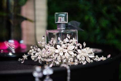 As melhores ideias e inspirações criativas de fotos de casamento do making of da noiva no Pink Me Up '