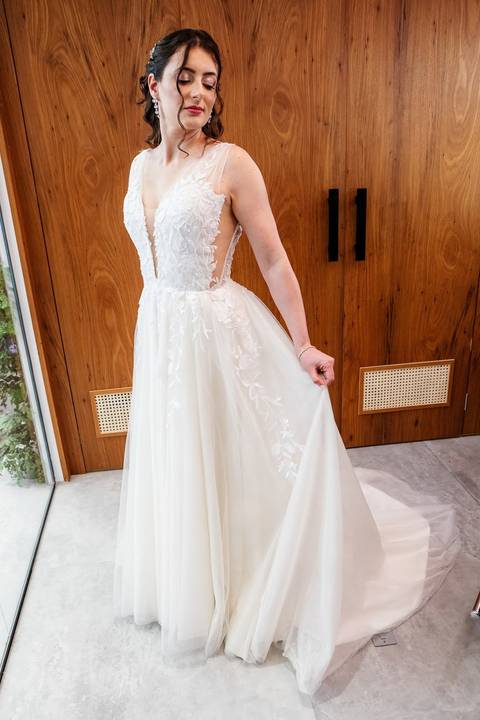 As melhores ideias e inspirações criativas de fotos de casamento do making of da noiva no Pink Me Up '