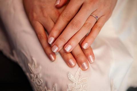 As melhores ideias e inspirações criativas de fotos de casamento do making of da noiva no Pink Me Up '