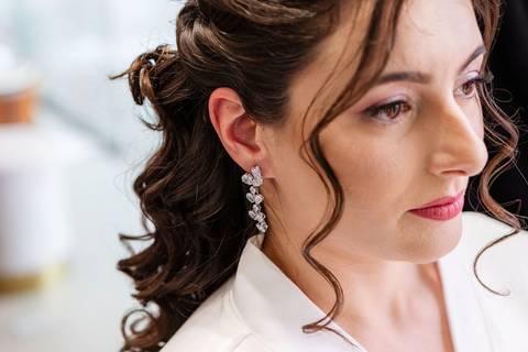 As melhores ideias e inspirações criativas de fotos de casamento do making of da noiva no Pink Me Up '