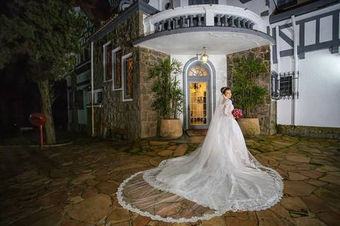 As melhores ideias e inspirações criativas de fotos de casamento da noiva no Clube de Campo do Castelo'