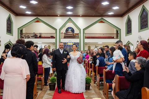 As melhores ideias e inspirações criativas de fotos de casamento do momento da cerimônia na Paróquia Nossa Senhora da Esperança '