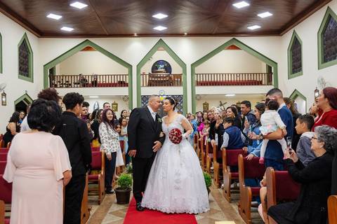As melhores ideias e inspirações criativas de fotos de casamento do momento da cerimônia na Paróquia Nossa Senhora da Esperança '