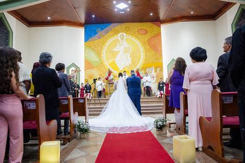 As melhores ideias e inspirações criativas de fotos de casamento do momento da cerimônia na Paróquia Nossa Senhora da Esperança '