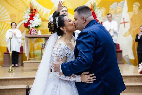 As melhores ideias e inspirações criativas de fotos de casamento do momento da cerimônia na Paróquia Nossa Senhora da Esperança '