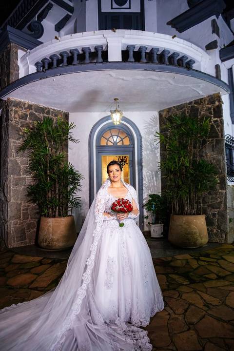 As melhores ideias e inspirações criativas de fotos de casamento da noiva no Clube de Campo do Castelo'
