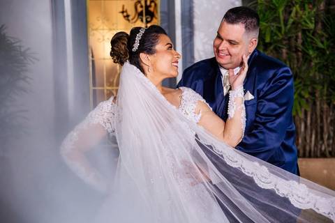 As melhores ideias e inspirações criativas de fotos de casamento dos noivos no Clube de Campo do Castelo'