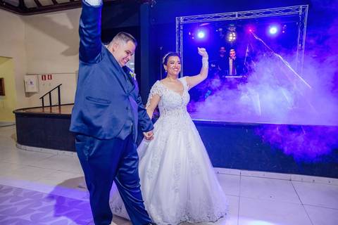 As melhores ideias e inspirações criativas de fotos de casamento dos noivos no Clube de Campo do Castelo'