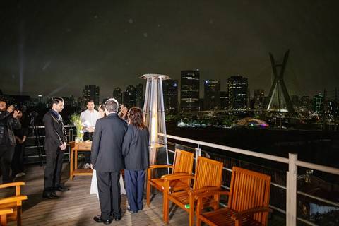 As melhores ideias e inspirações criativas de fotos de casamento momento da cerimônia no Novotel São Paulo Morumbi '
