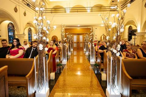 As melhores ideias e inspirações criativas de fotos de casamento da cerimônia na Paróquia São José Osasco'