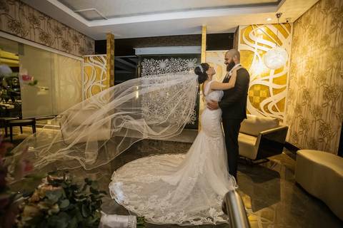 As melhores ideias e inspirações criativas de fotos de casamento do espaço Buffet Evian Eventos'