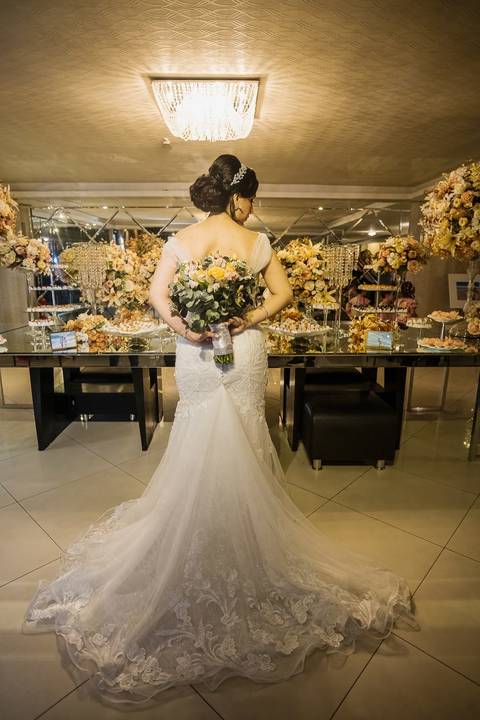 As melhores ideias e inspirações criativas de fotos de casamento do espaço Buffet Evian Eventos'