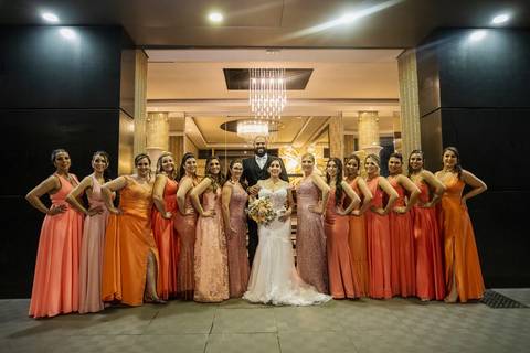 As melhores ideias e inspirações criativas de fotos de casamento do espaço Buffet Evian Eventos'