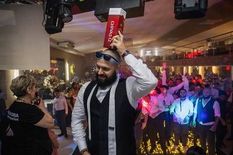 As melhores ideias e inspirações criativas de fotos de casamento do espaço Buffet Evian Eventos'