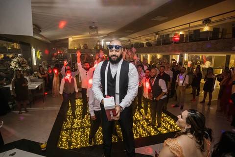 As melhores ideias e inspirações criativas de fotos de casamento do espaço Buffet Evian Eventos'