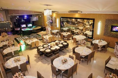 As melhores ideias e inspirações criativas de fotos de casamento do espaço Buffet Evian Eventos'