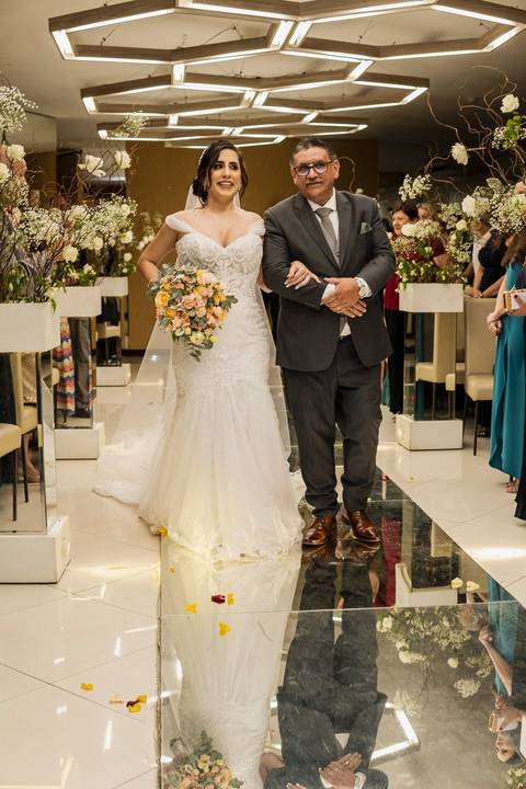 As melhores ideias e inspirações criativas de fotos de casamento do espaço Buffet Evian Eventos'