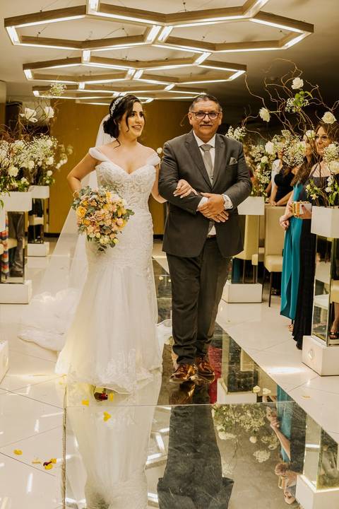 As melhores ideias e inspirações criativas de fotos de casamento do espaço Buffet Evian Eventos'