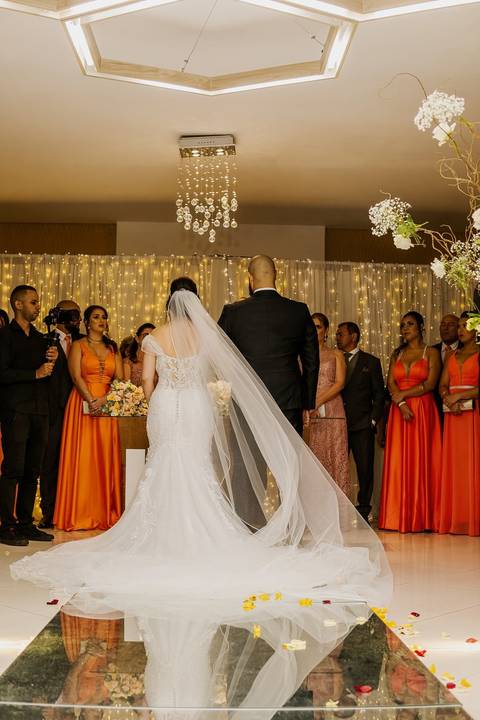 As melhores ideias e inspirações criativas de fotos de casamento do espaço Buffet Evian Eventos'