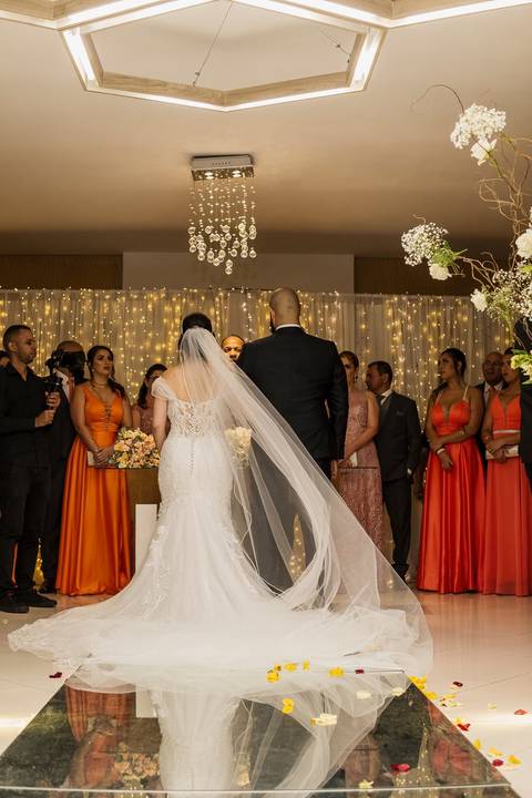 As melhores ideias e inspirações criativas de fotos de casamento do espaço Buffet Evian Eventos'